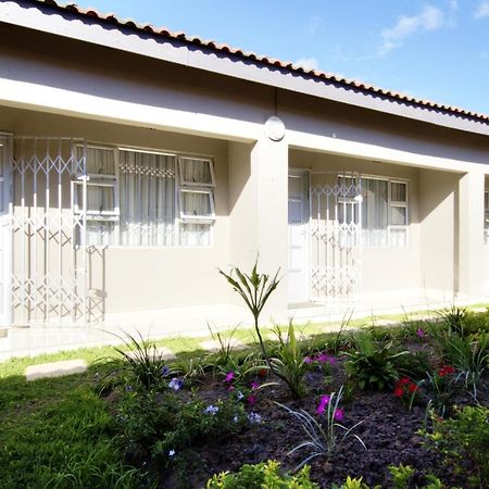 Minilitha Lodge Richards Bay Bagian luar foto