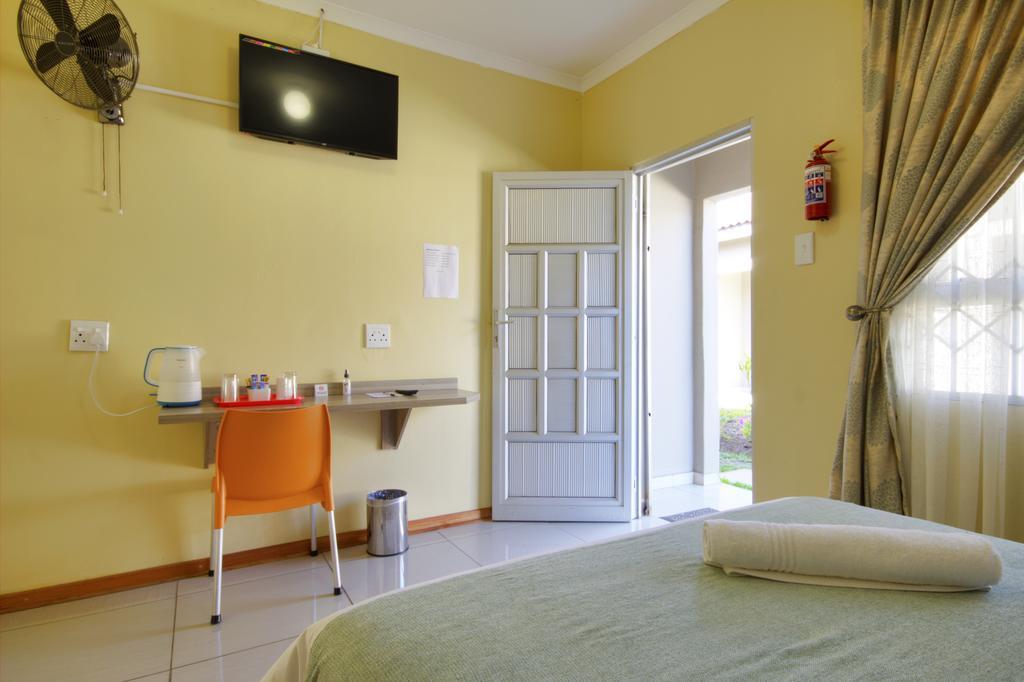 Minilitha Lodge Richards Bay Bagian luar foto